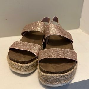 Madden girl rose gold glitter wedges